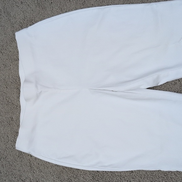 Easywear By Chicos White Pull On Slim Professional Slacks Pants Size 1.5(10) - Picture 2 of 12